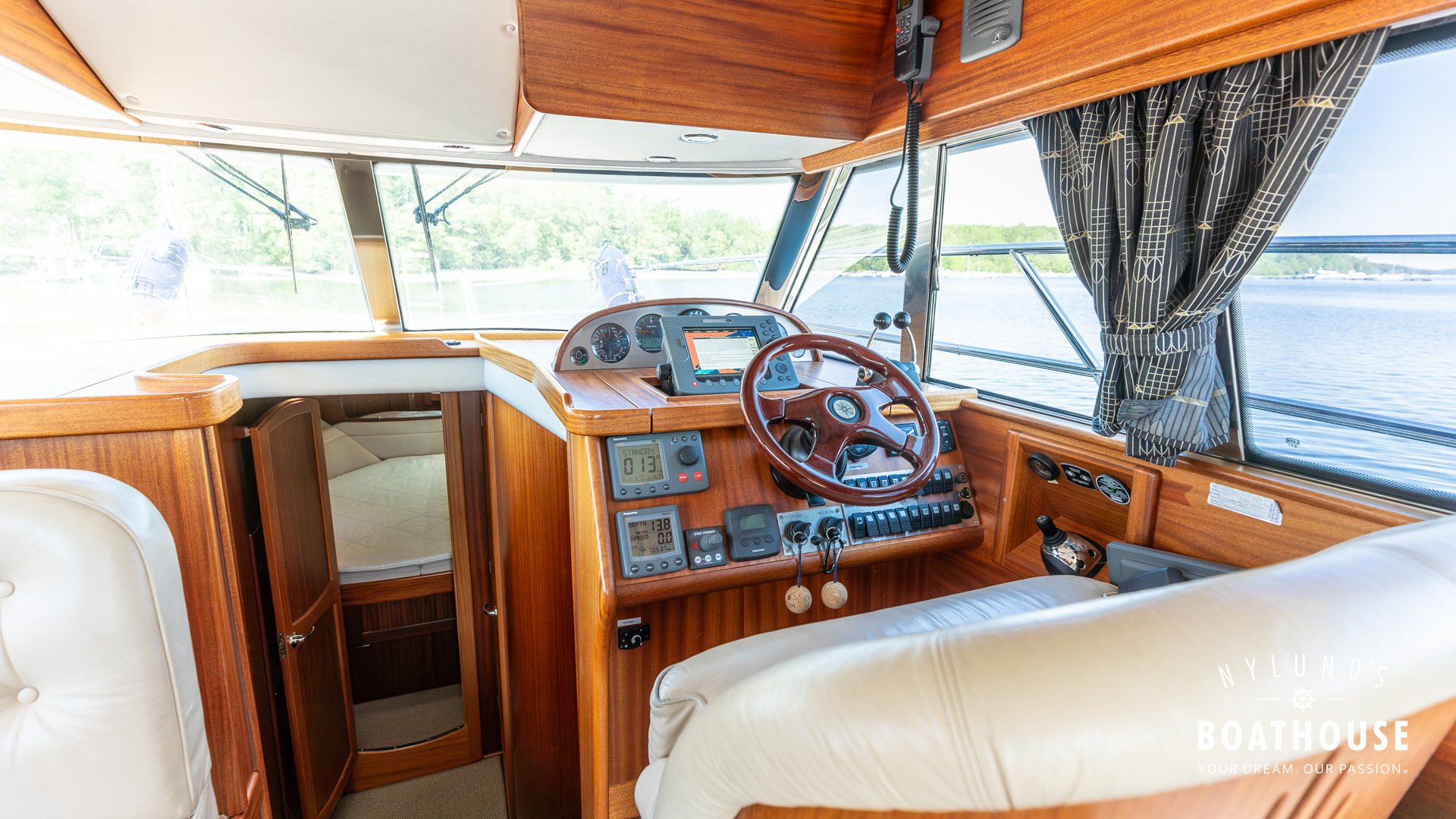 Nord West 370 Flybridge - Image 63