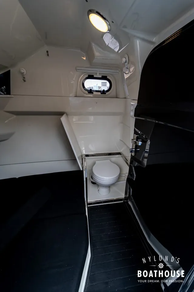 Brig Eagle 10 — Interior