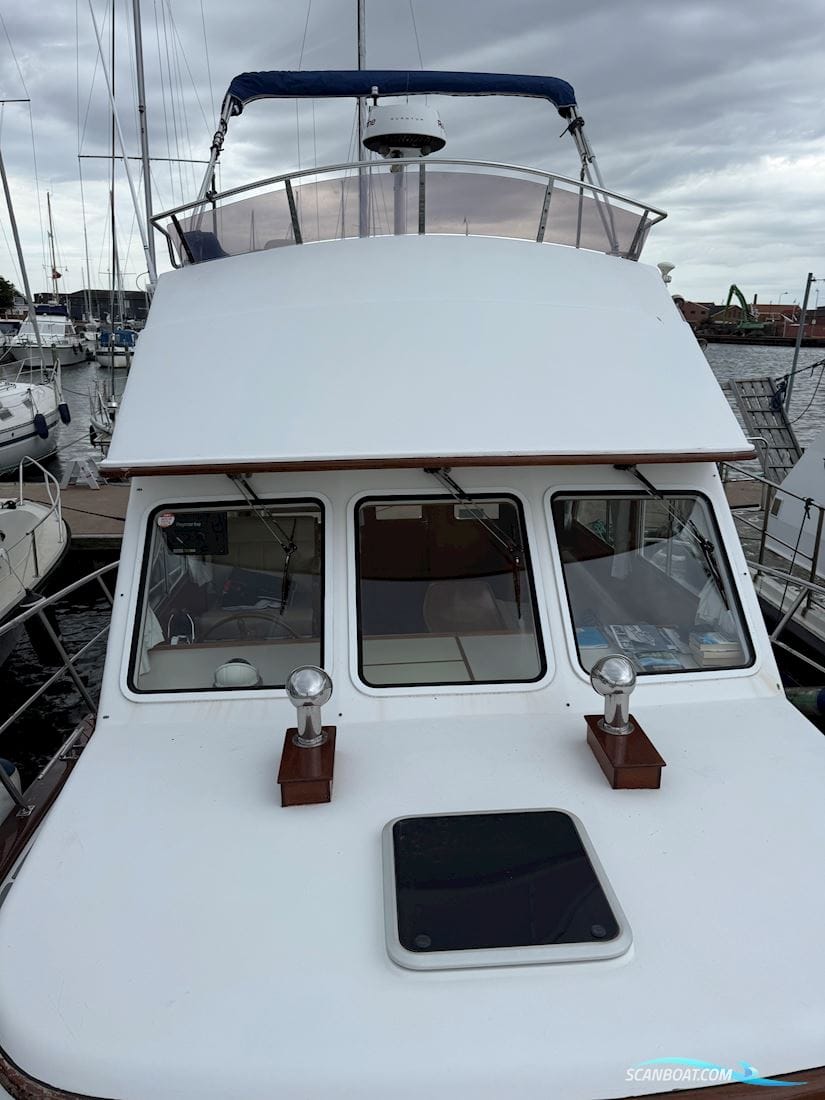 Halvorsen 32 Gourmet Cruiser - Image 5