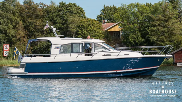 Nimbus 365 Coupe — Auf dem Wasser