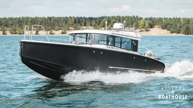 XO 270 RS Cabin OB