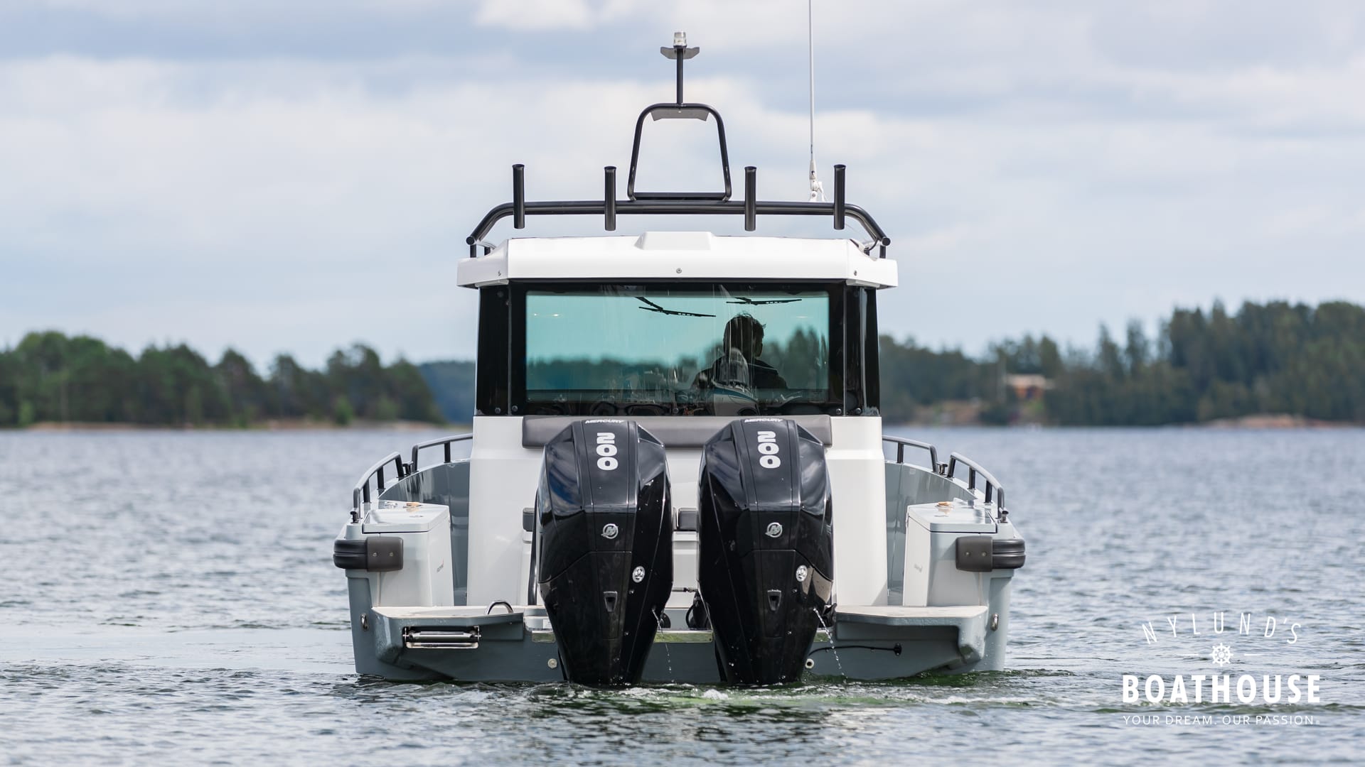 Axopar 28 Cabin - Brabus Line - Image 9
