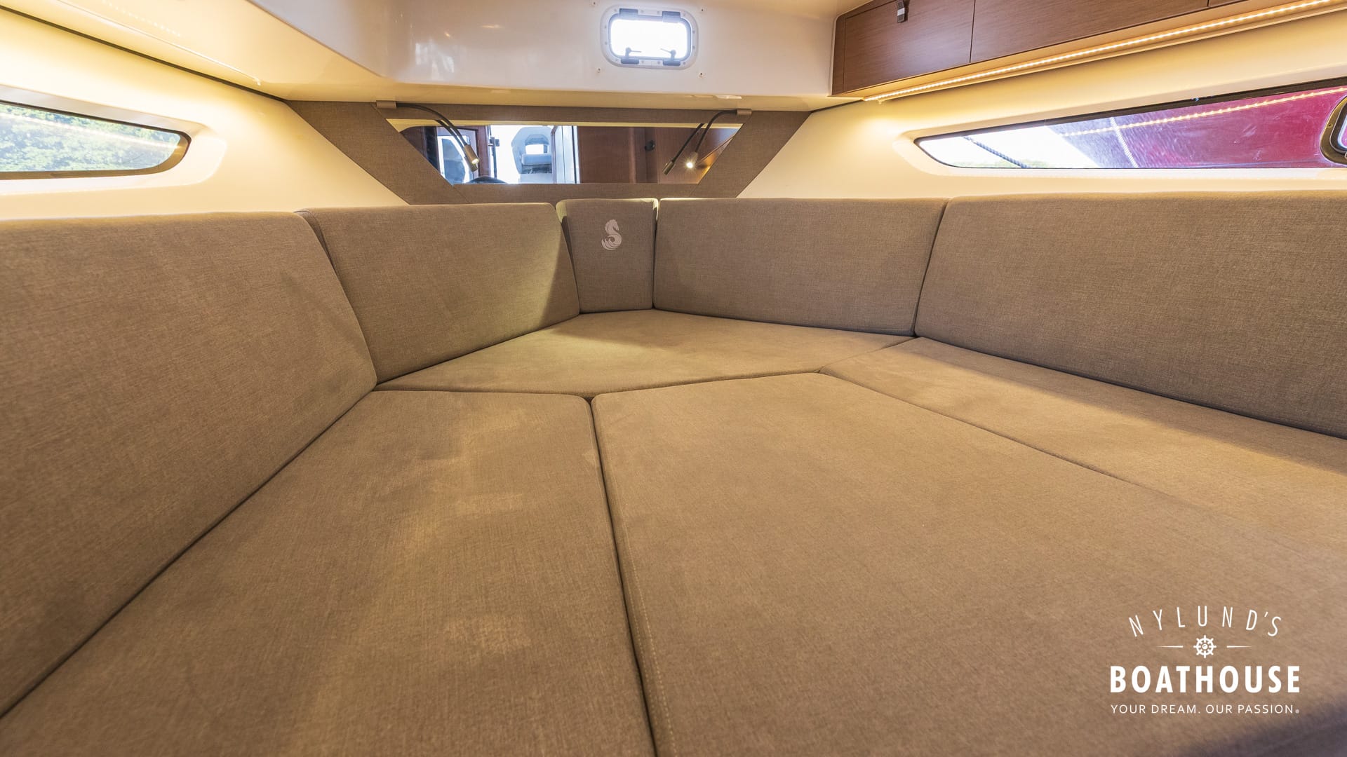 Beneteau Flyer 10 - Image 90