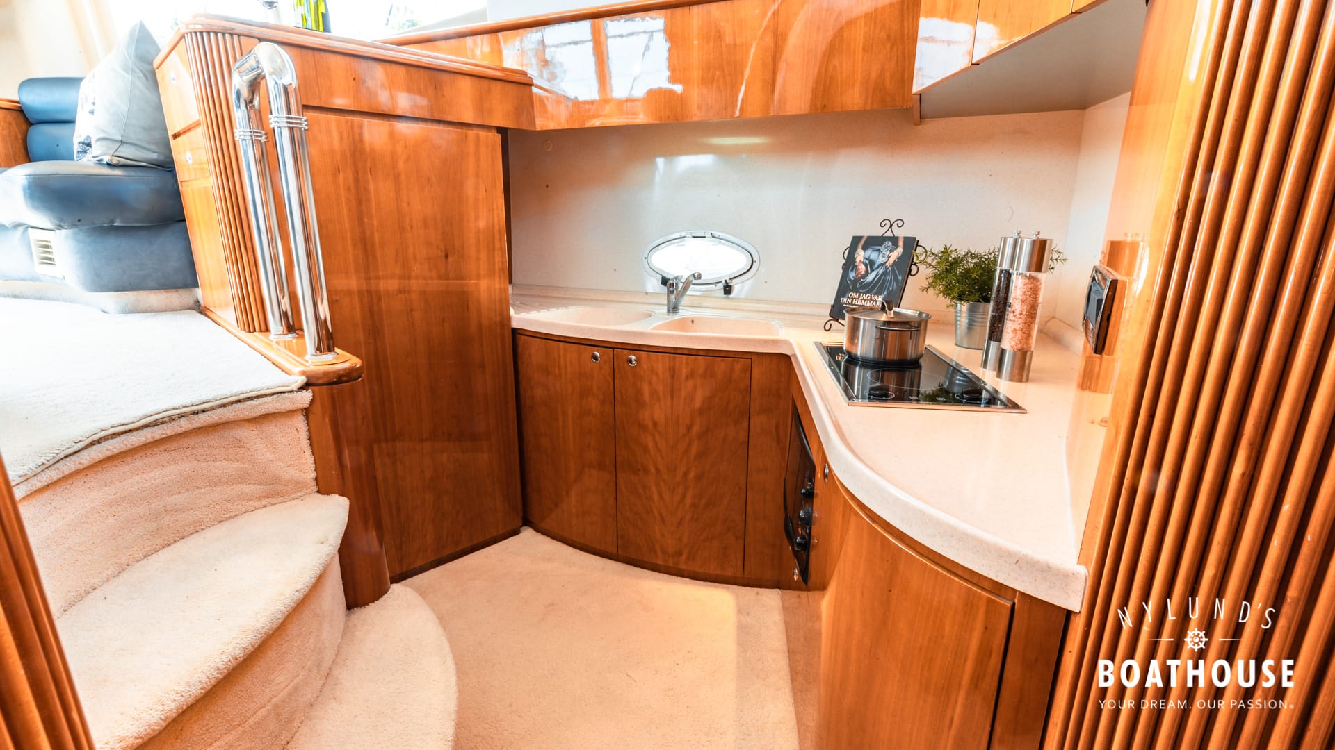 Azimut 42 Fly - Image 37