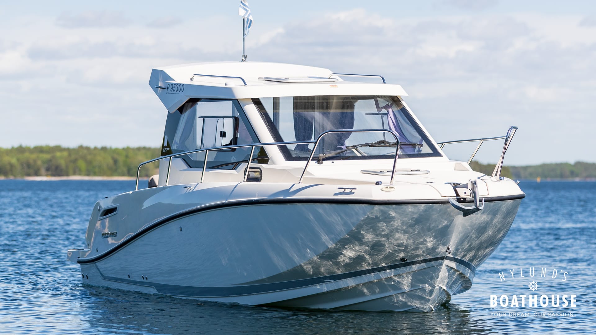 Quicksilver Activ 675 Weekend - Image 38