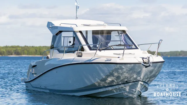 Quicksilver Activ 675 Weekend