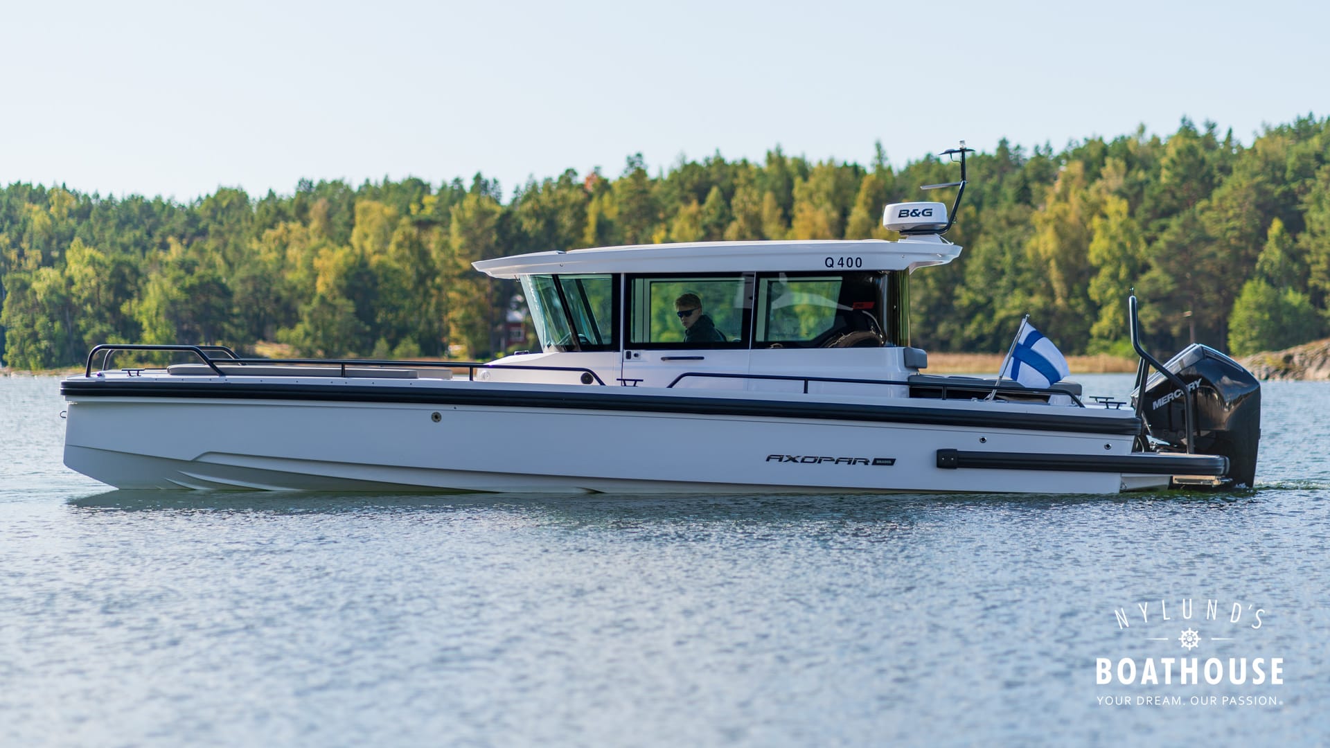 Axopar 28 Cabin - Image 11