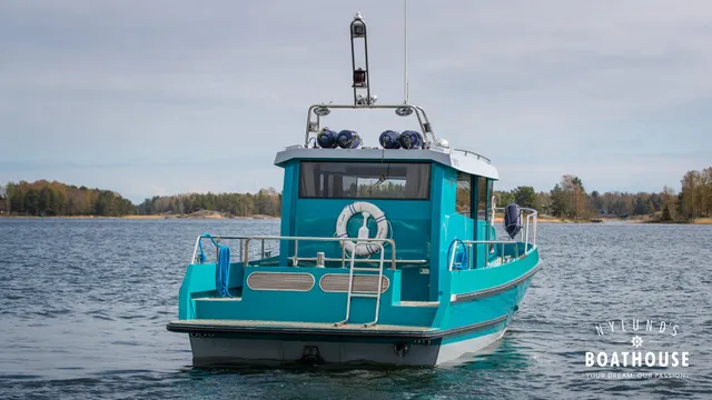 Brizo Yachts 28