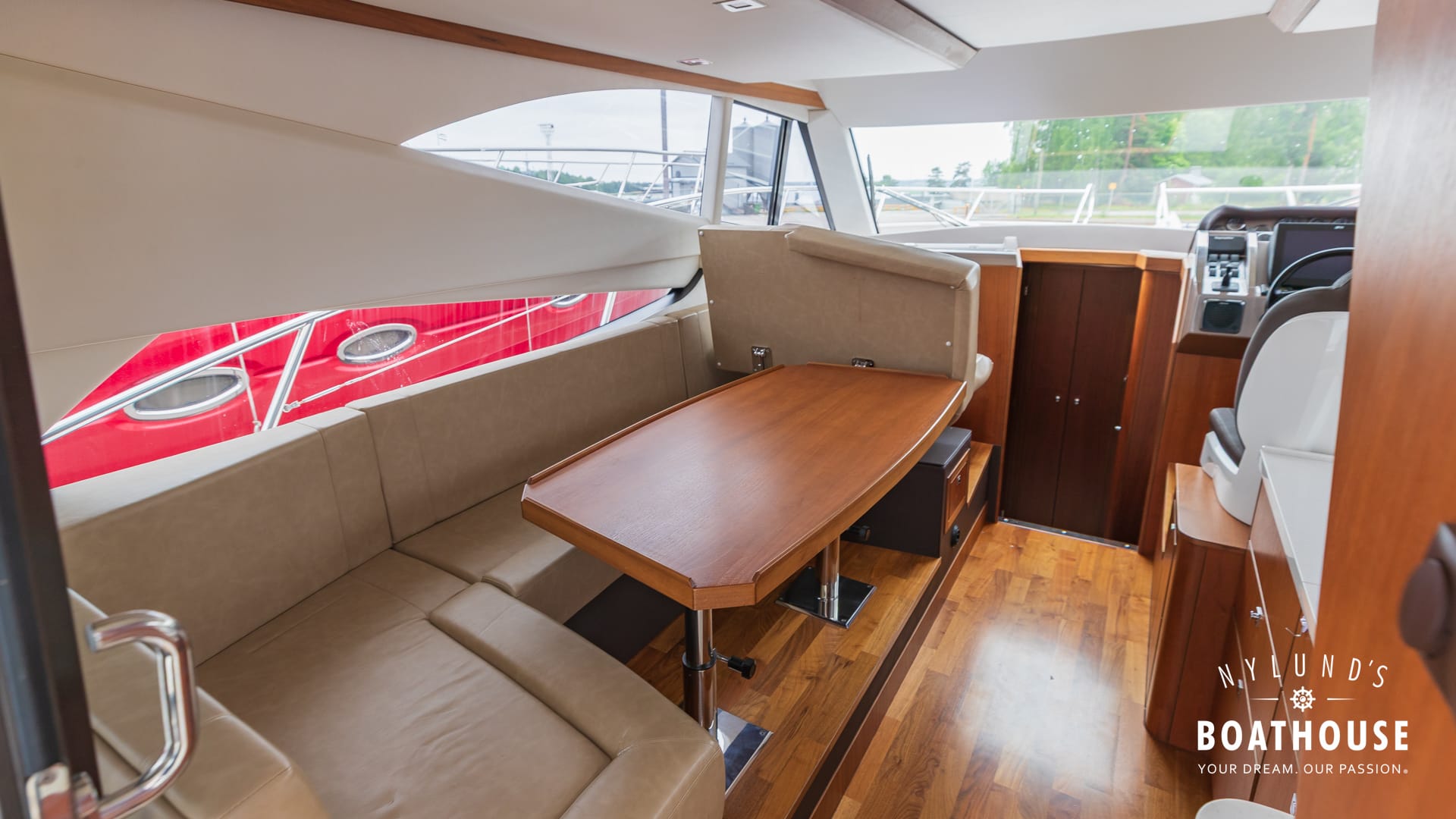 Galeon 340 Fly - Image 39