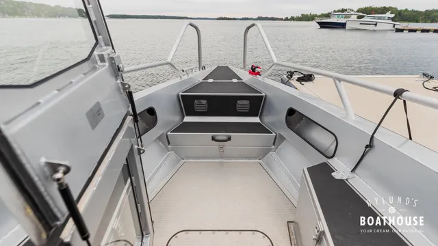 Anytec A27C — Exterior