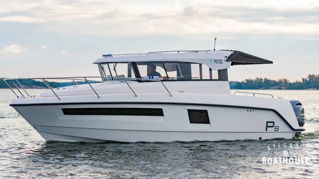 Finnmaster Pilot 8 — Cruising