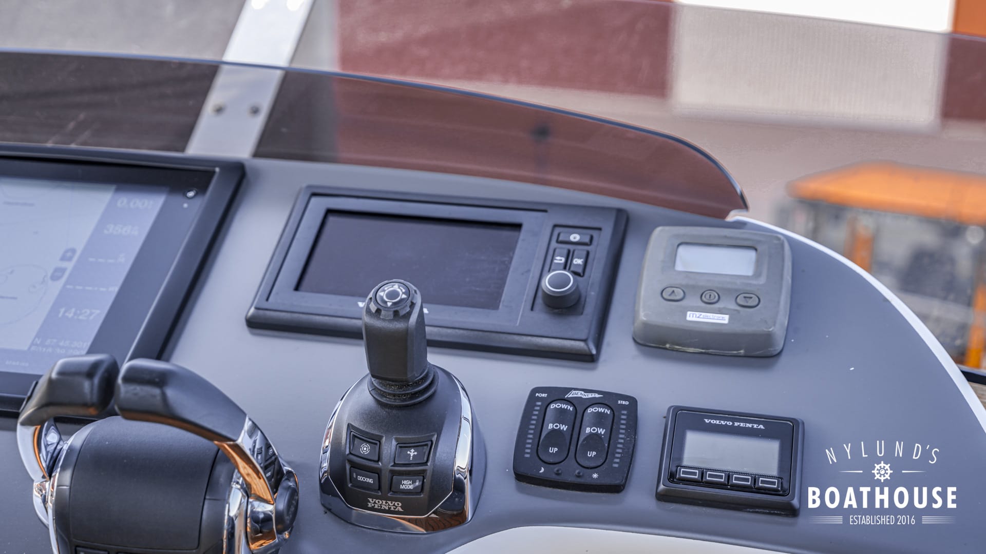 Nord West 430 Flybridge - Image 72