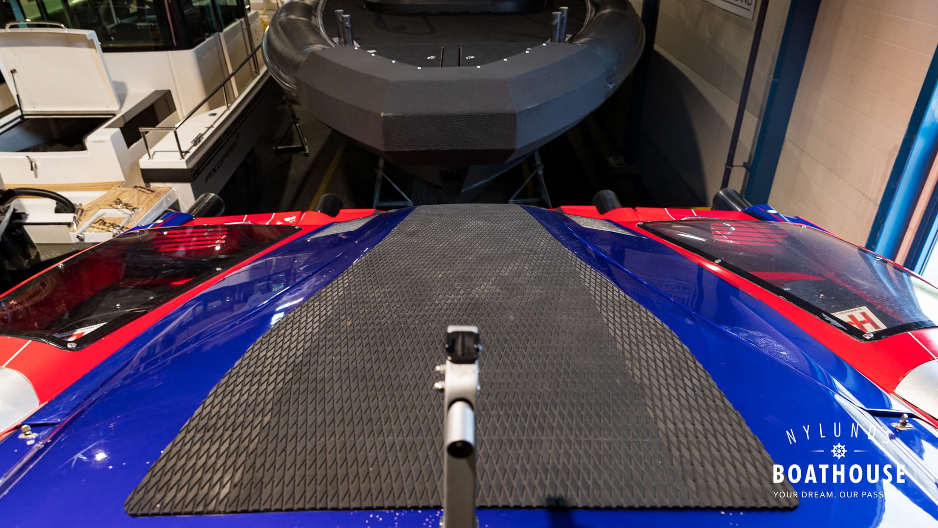 Nor-tech 4300 Supercat Roadster - Image 43