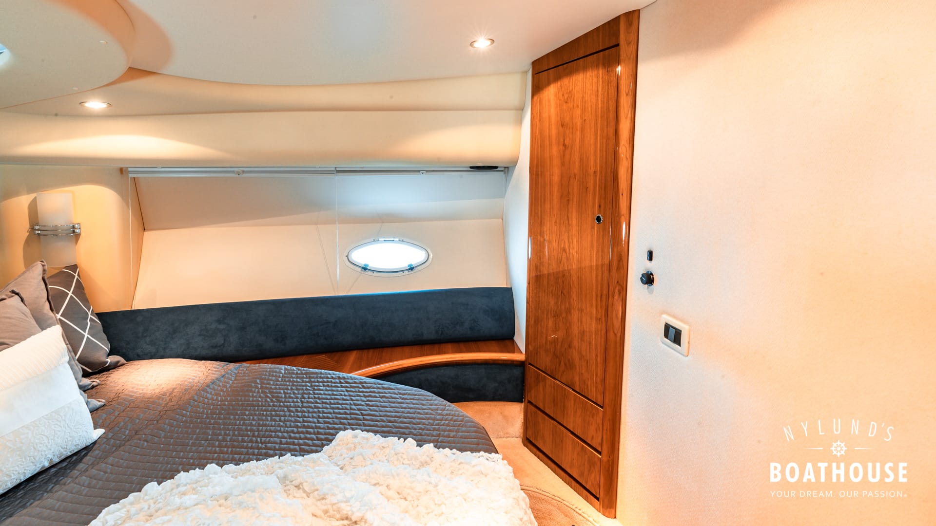 Azimut 42 Fly - Image 58