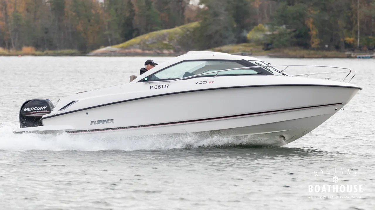 Flipper 700 ST