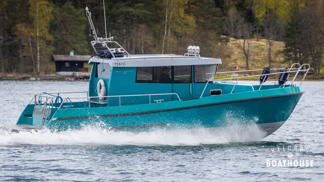 Brizo Yachts 28