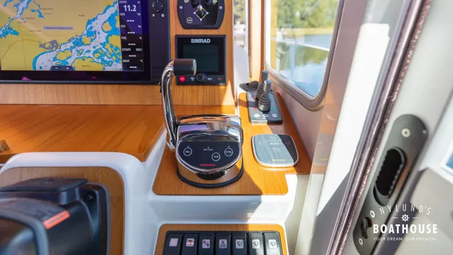 Nord Star 30 Patrol — Interior
