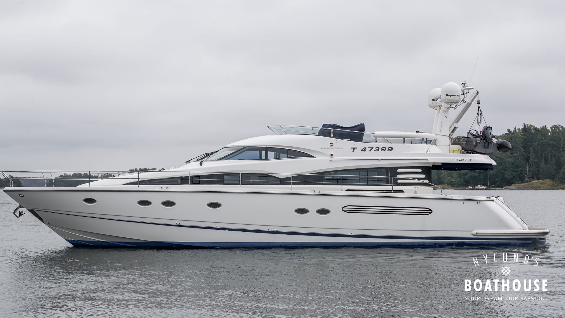 Fairline Squadron 62 - Image 3