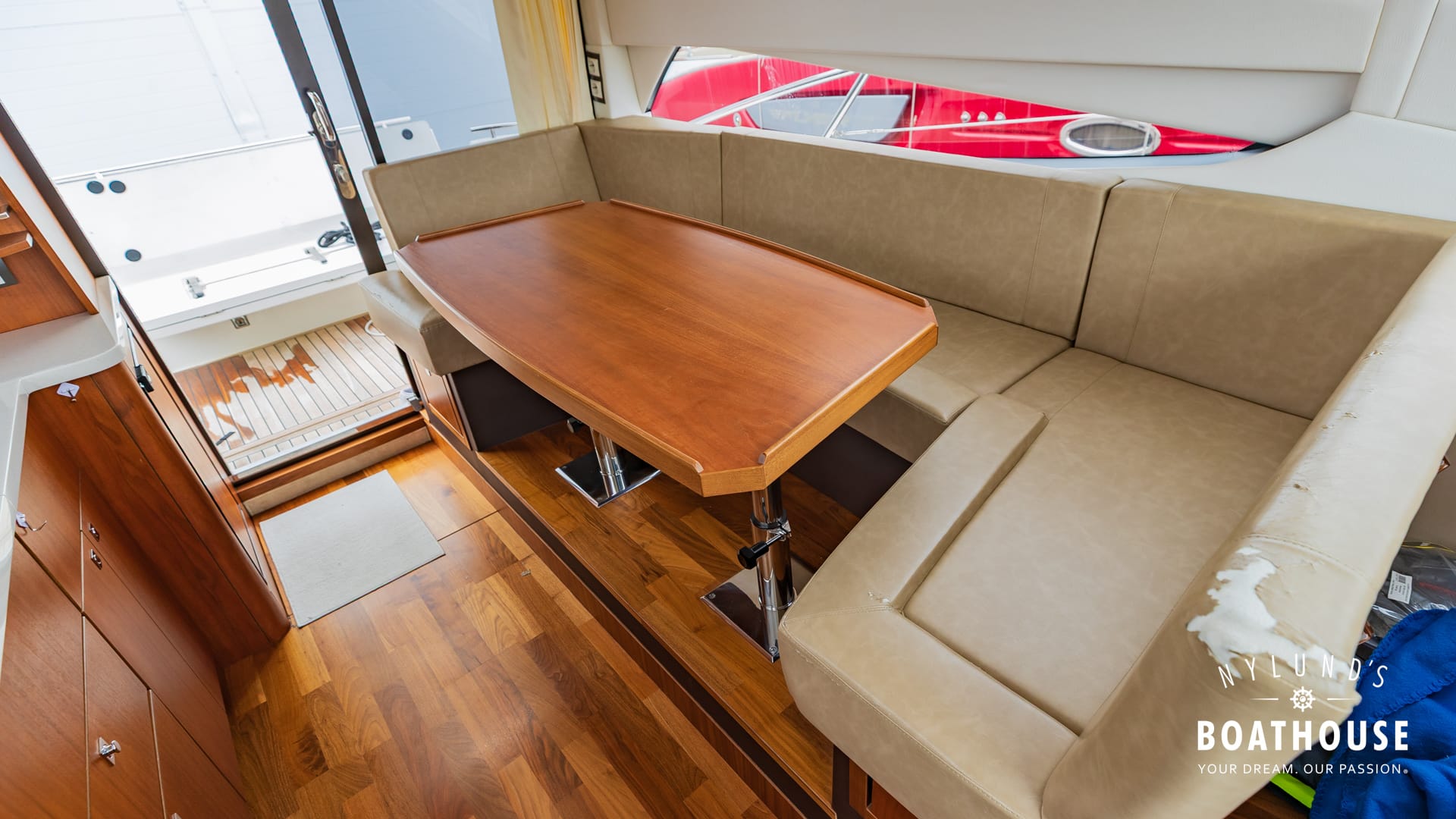 Galeon 340 Fly - Image 60