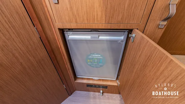 Beneteau Flyer 10 — Interior