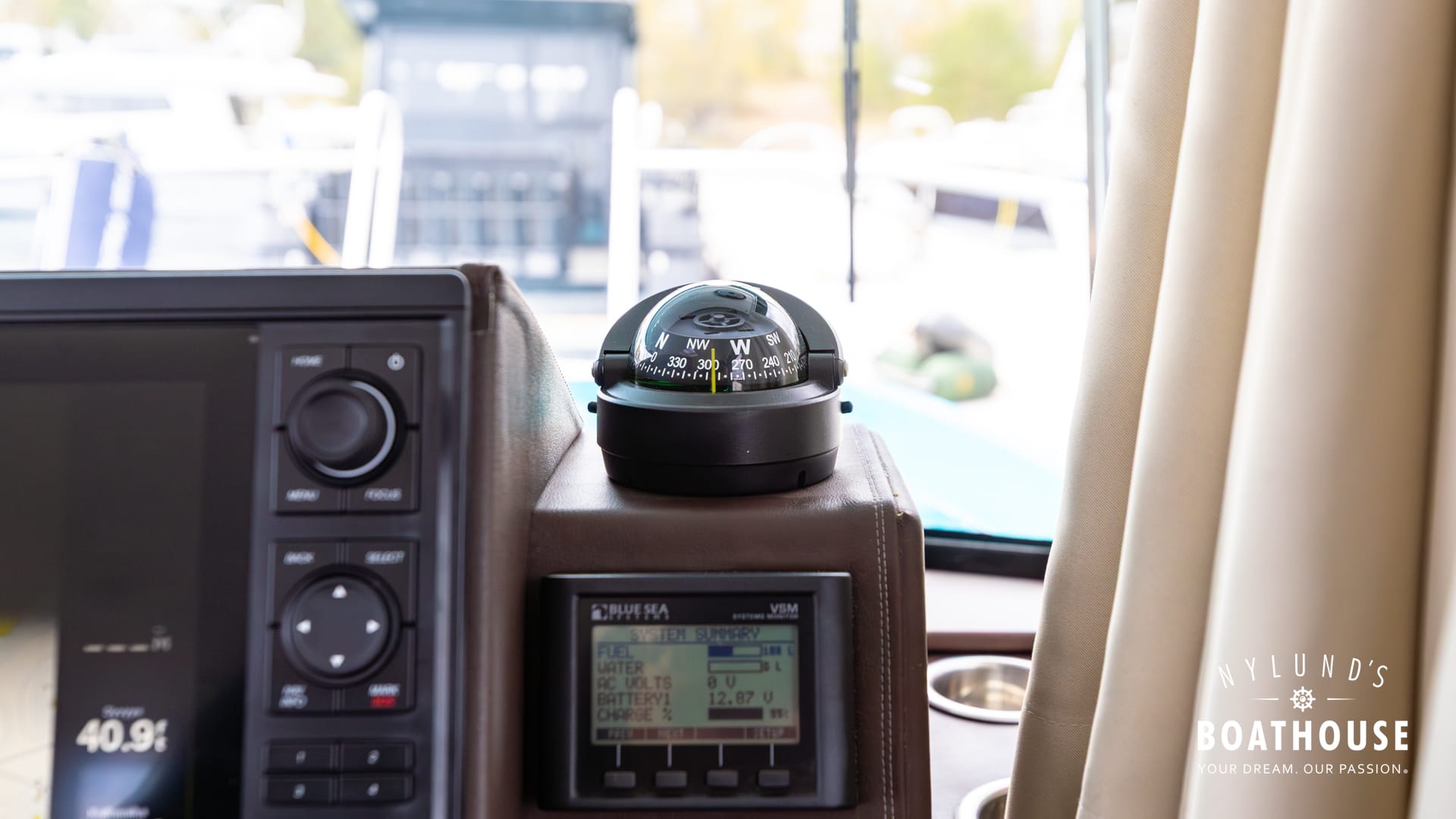 Brizo Yachts 28 - Image 53