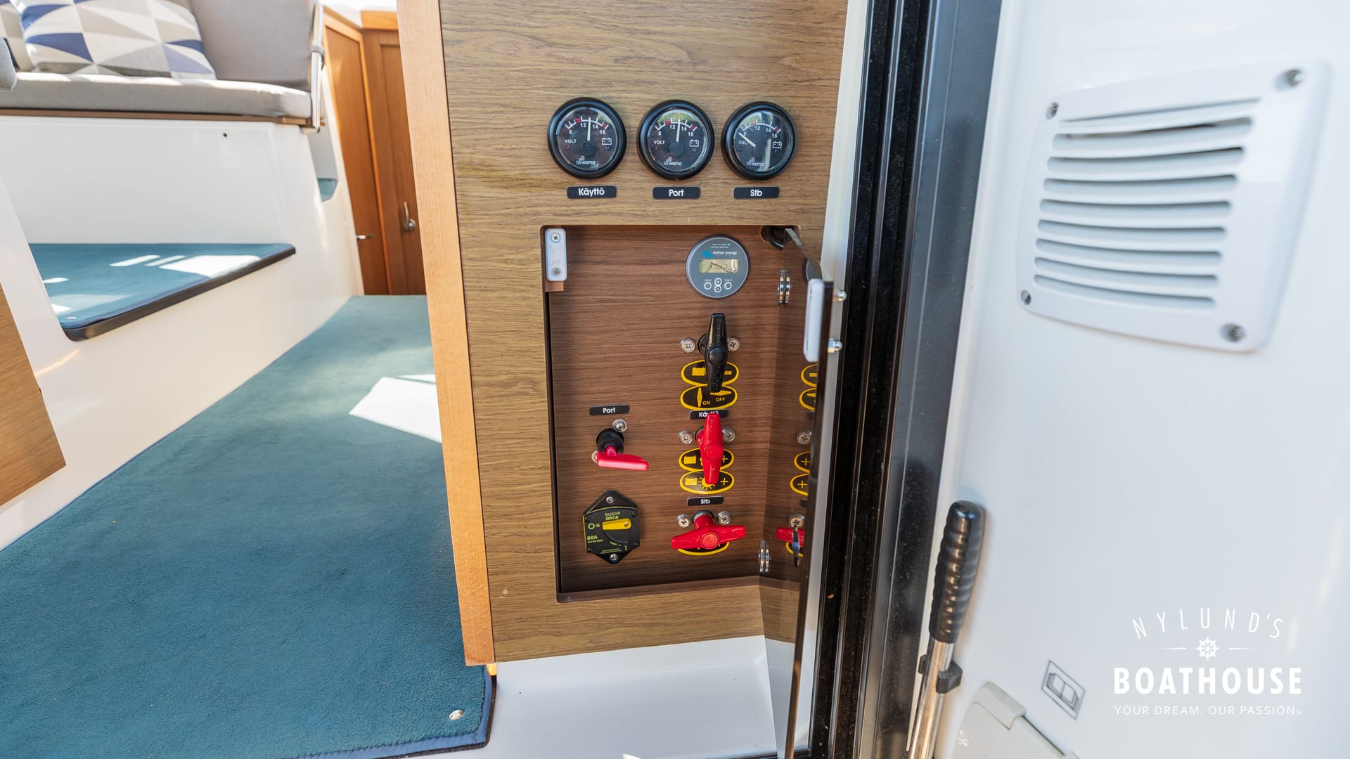 Jeanneau Merry Fisher 895 Cruiser - Image 61