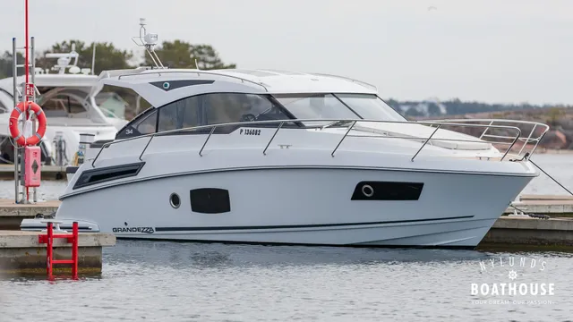 Grandezza 34 OC — Navegando