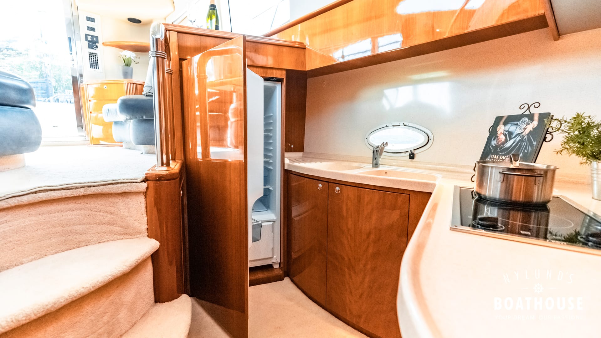 Azimut 42 Fly - Image 47