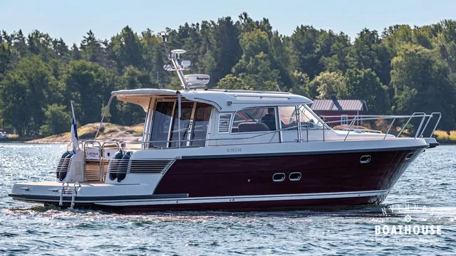 Nimbus 43 Nova — Cruising