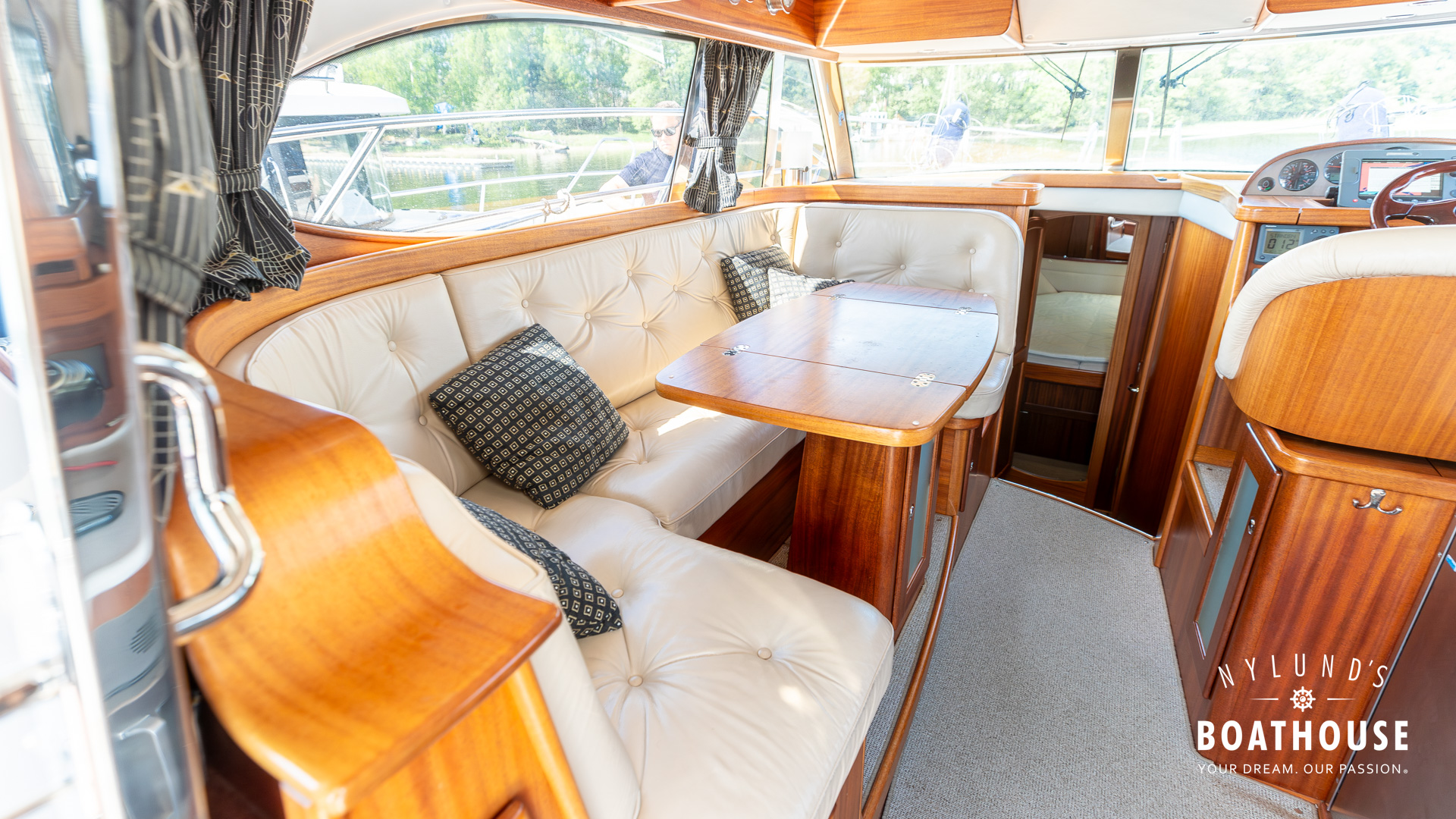 Nord West 370 Flybridge - Image 41