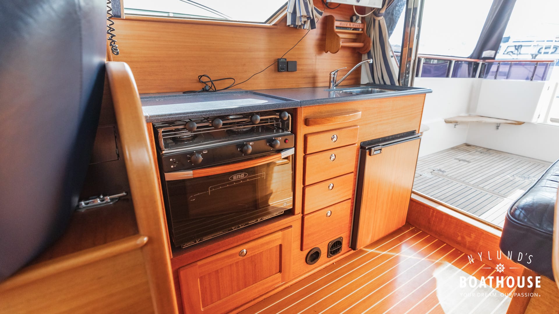 Nord West 390 Flybridge - Image 21