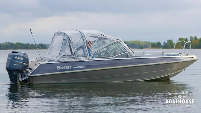 Buster Magnum — Cruising
