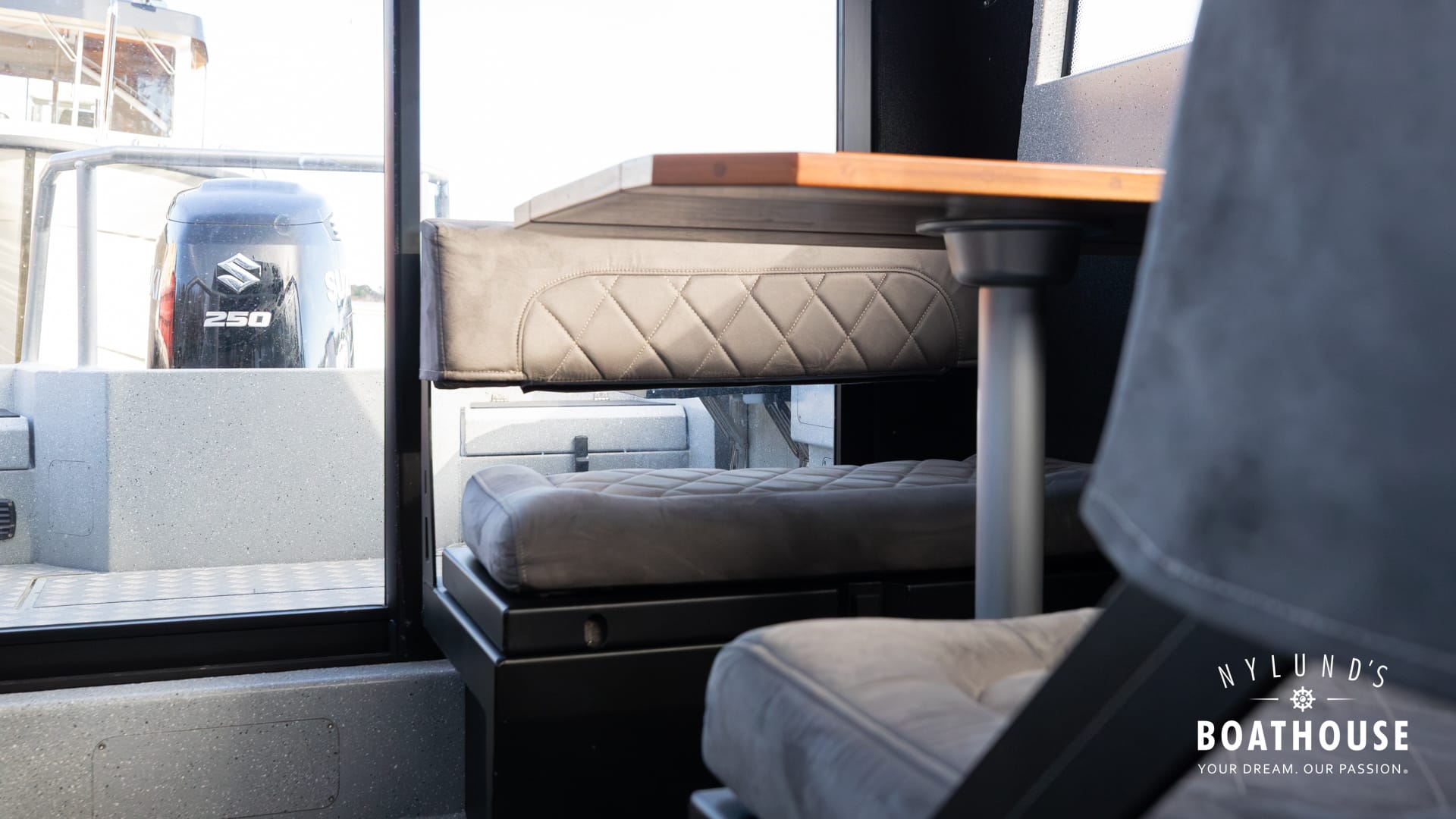 Vboats Voyager 700 Cabin - Image 36