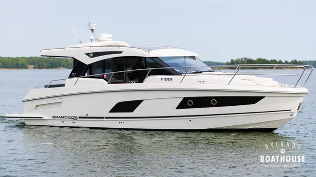 Grandezza 37 CA — Navegando