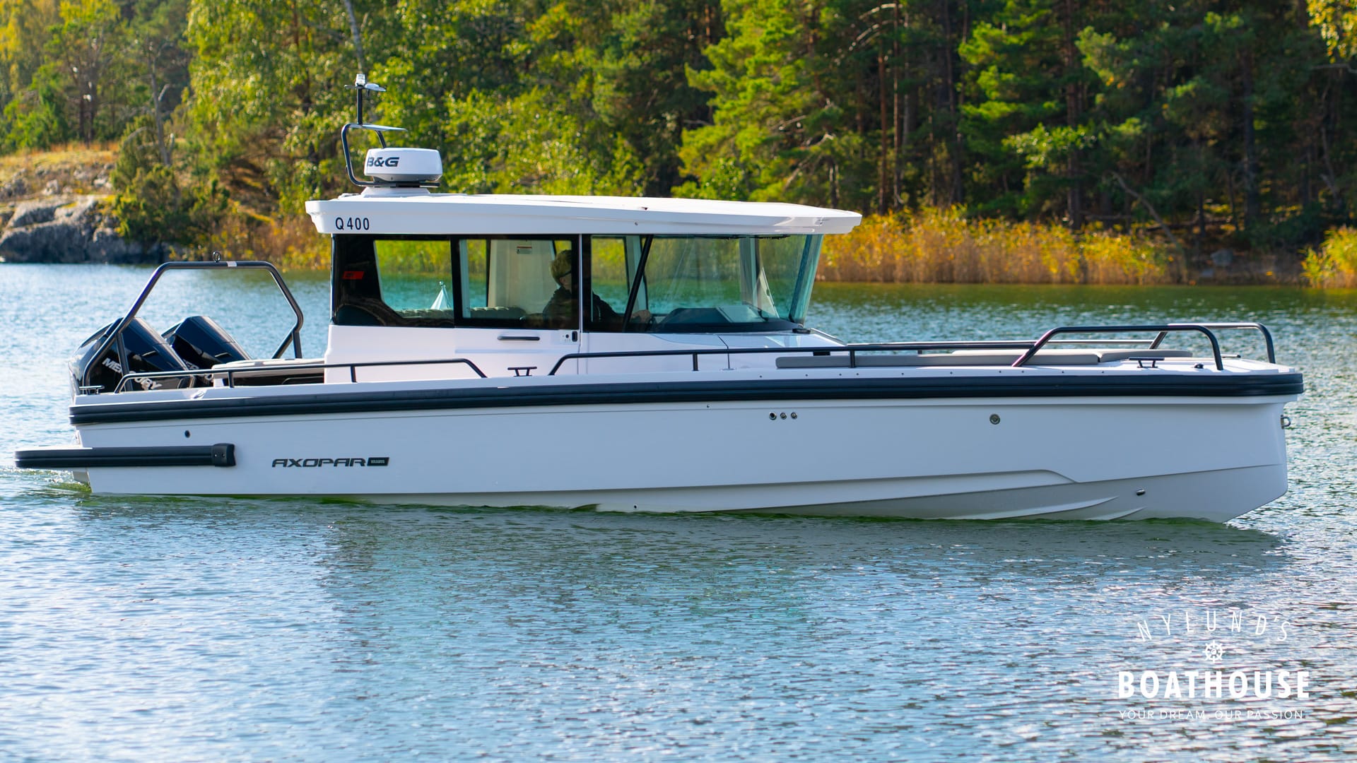 Axopar 28 Cabin - Image 6