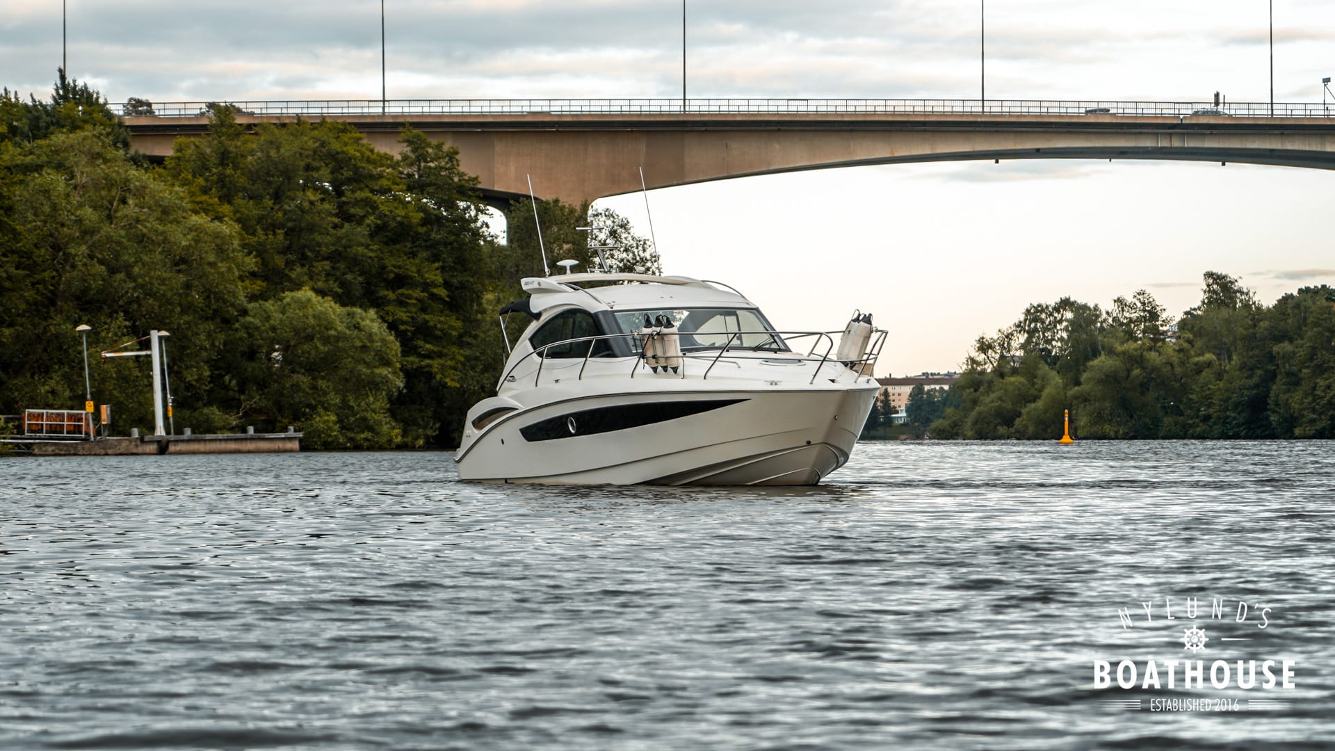 Galeon 325 HT - Image 10