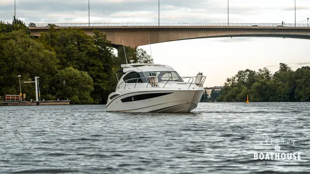 Galeon 325 HT