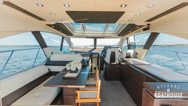 Azimut 55S