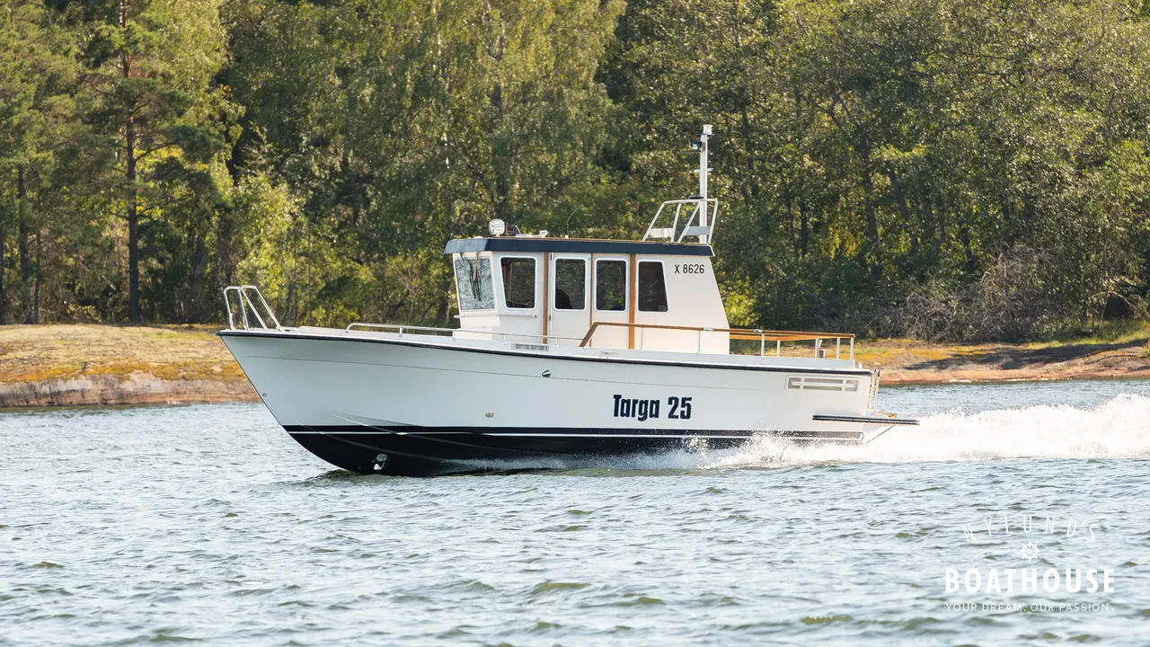 Targa 25 — Cruising