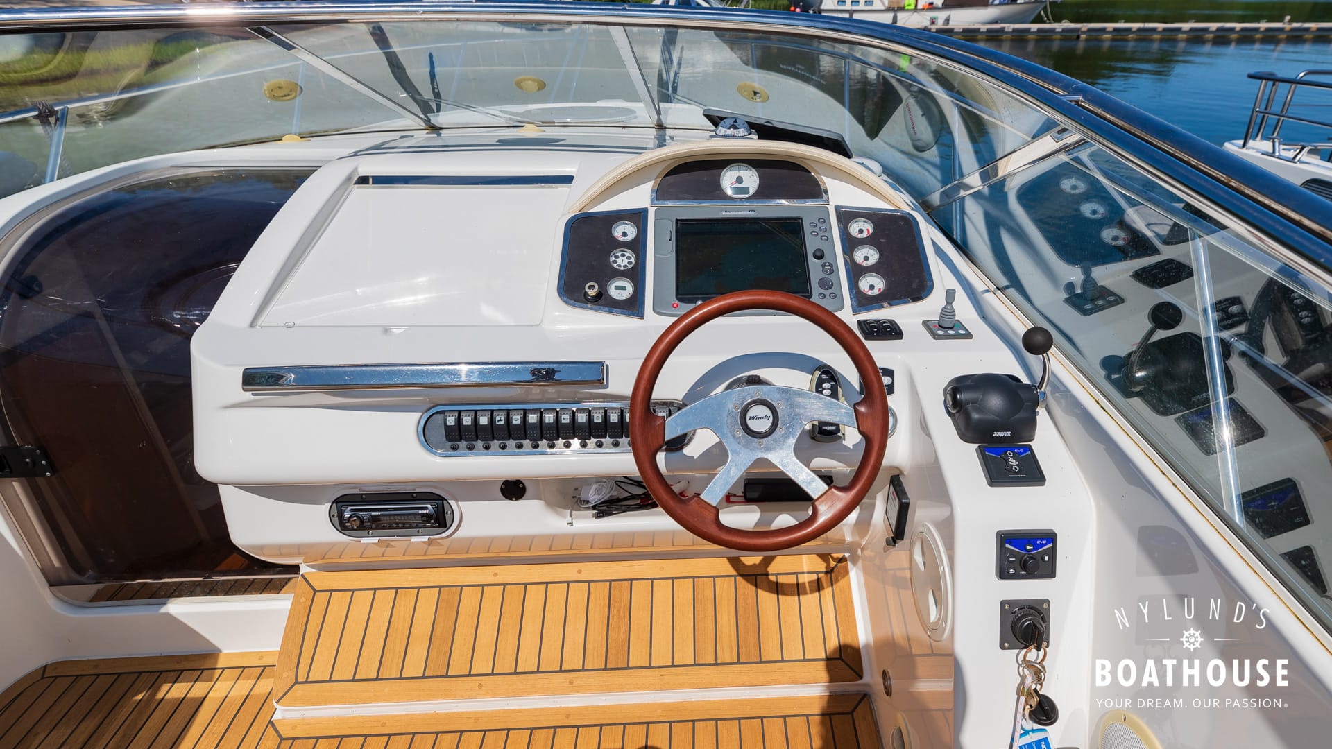 Windy 32 GT - Image 37