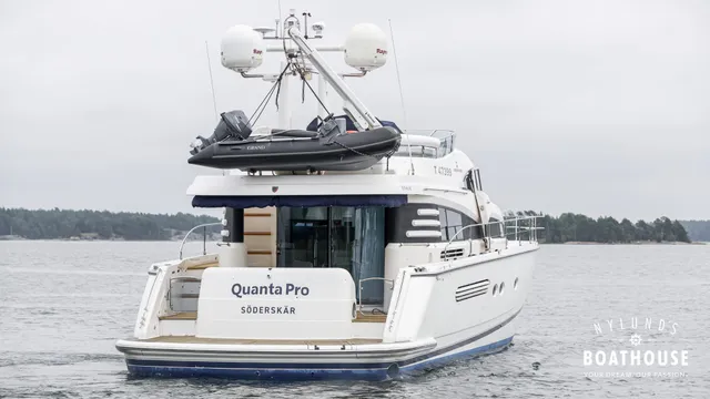 Fairline Squadron 62
