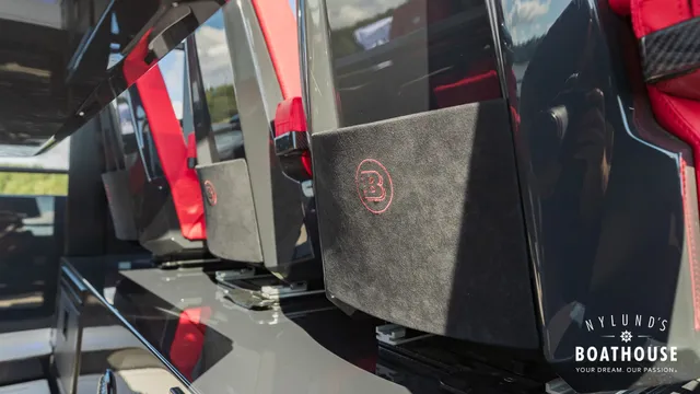Axopar Brabus Shadow 800 Sun Top — Extérieur