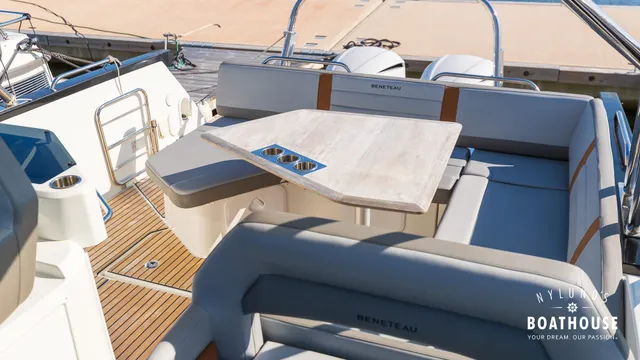 Beneteau Flyer 10