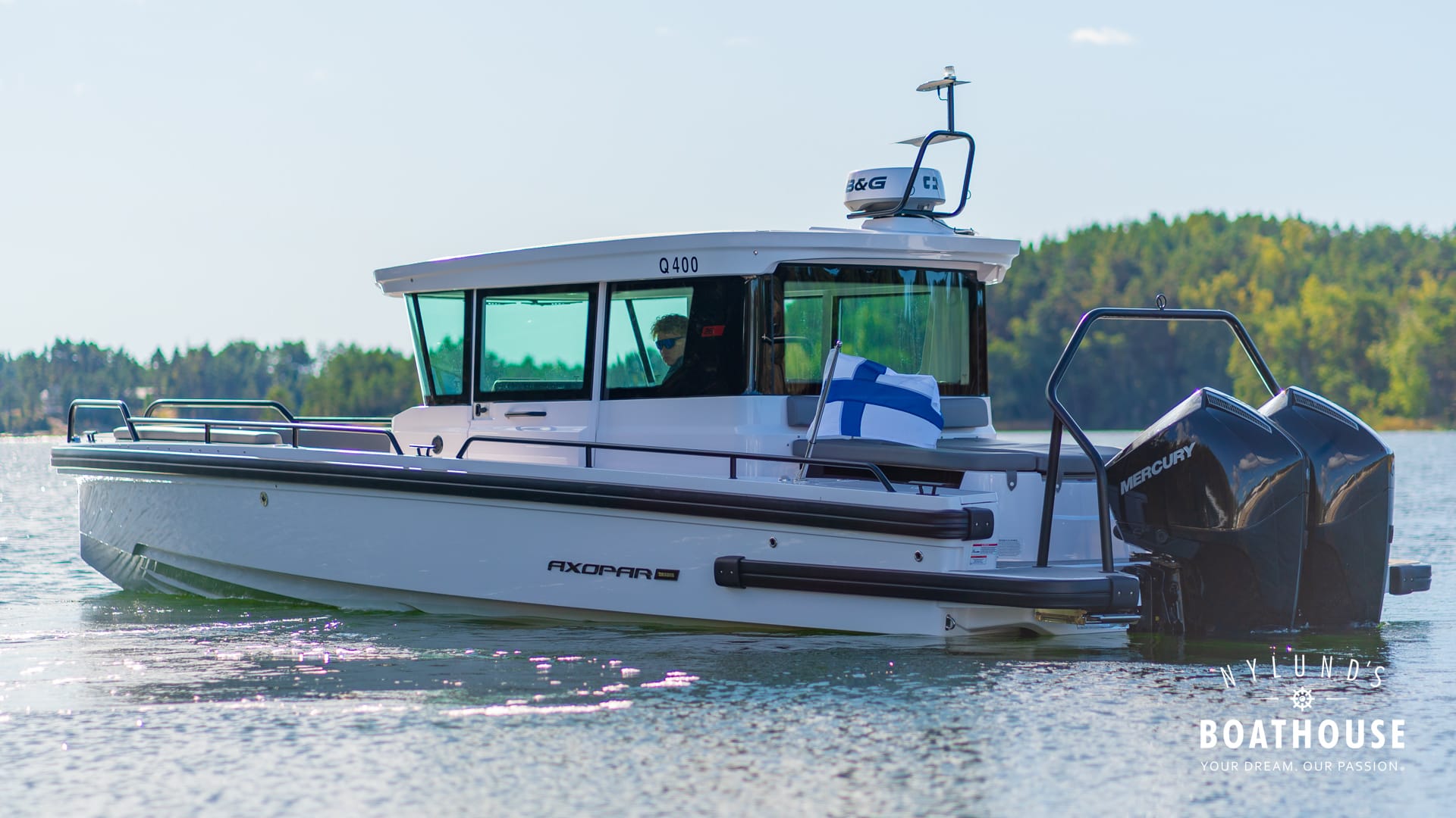 Axopar 28 Cabin - Image 10