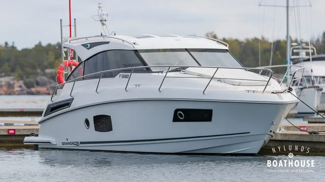 Grandezza 34 OC — Navegando