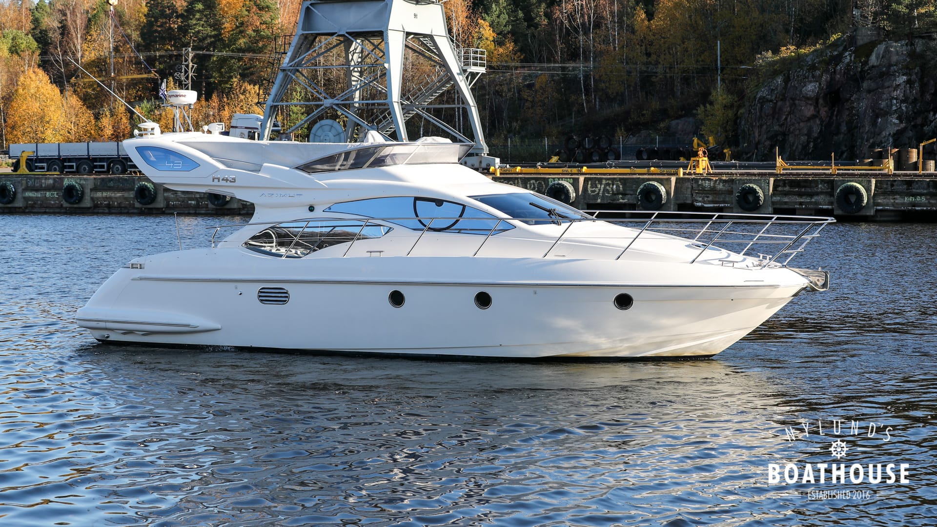 Azimut 43 Fly - Image 7