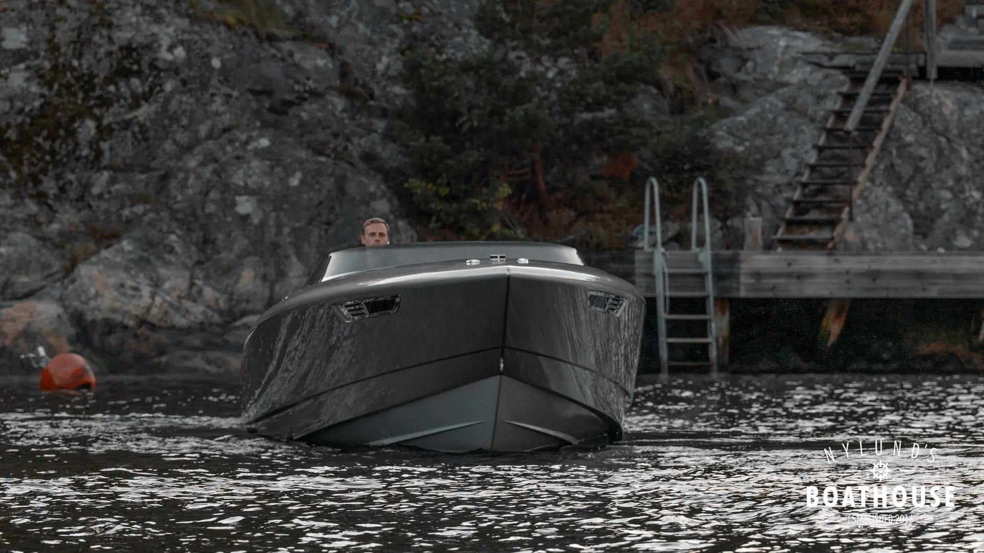 Donzi 28 Fearless Yacht - Image 10