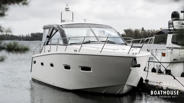 Sealine SC35 — Cruising