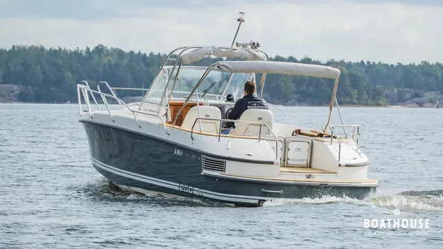 Nimbus 250 R — En navigation