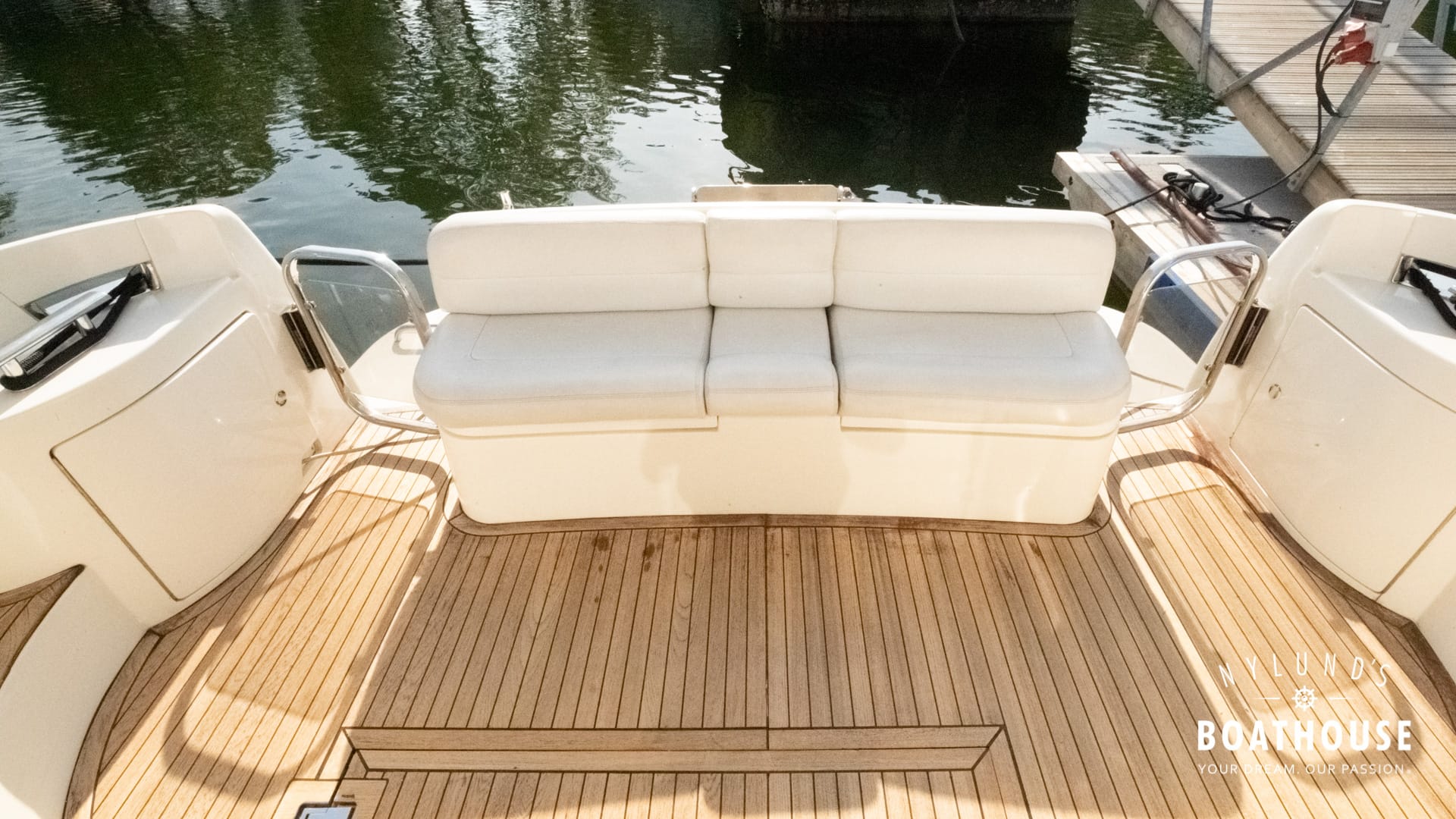 Azimut 42 Fly - Image 15